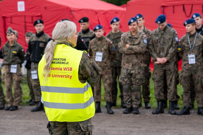Zdjęcie nr 6 z galerii Trzy dni w koszarach, finał na Wawelu. Za nami XIV Og&oacute;lnopolski Turniej Klas o Profilu Mundurowym - I 