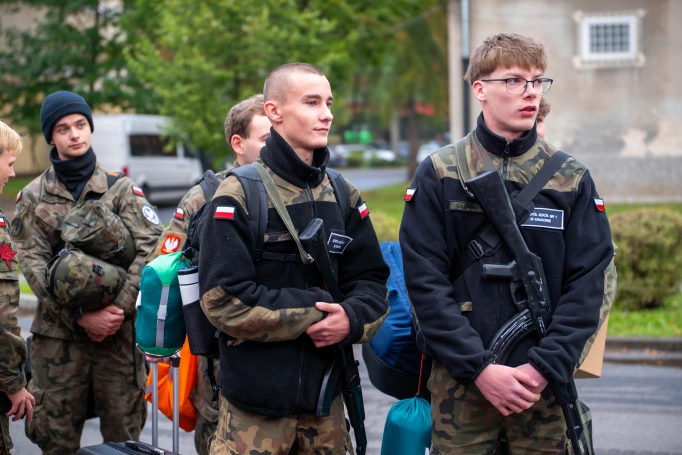 Zdjęcie nr 27 z galerii Trzy dni w koszarach, finał na Wawelu. Za nami XIV Og&oacute;lnopolski Turniej Klas o Profilu Mundurowym - I 