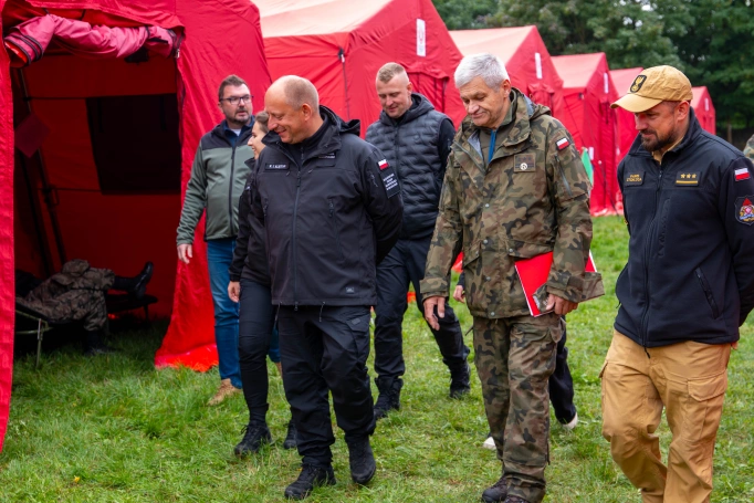 Zdjęcie nr 36 z galerii Trzy dni w koszarach, finał na Wawelu. Za nami XIV Og&oacute;lnopolski Turniej Klas o Profilu Mundurowym - I 