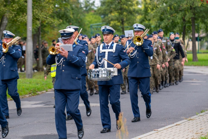 Zdjęcie nr 8 z galerii Trzy dni w koszarach, finał na Wawelu. Za nami XIV Og&oacute;lnopolski Turniej Klas o Profilu Mundurowym - I 