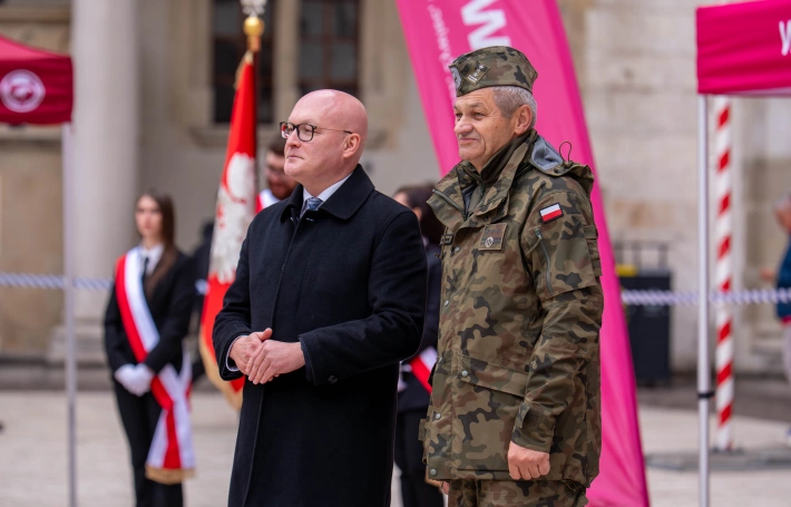 Zdjęcie nr 13 z galerii Trzy dni w koszarach, finał na Wawelu. Za nami XIV Og&oacute;lnopolski Turniej Klas o Profilu Mundurowym - III