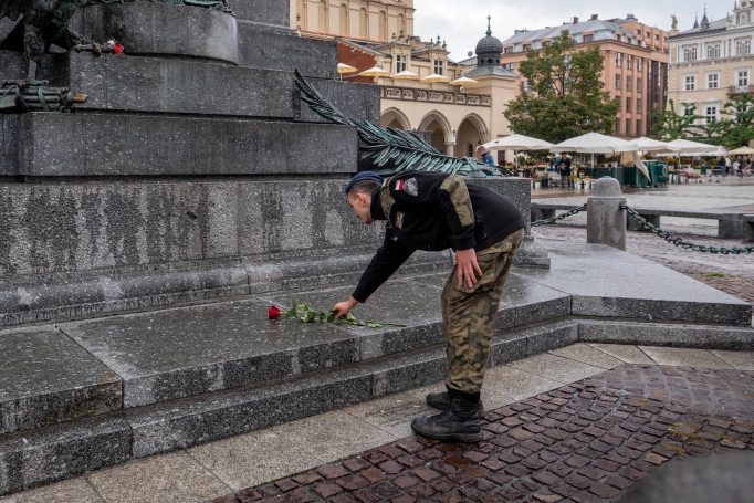 Zdjęcie nr 15 z galerii Trzy dni w koszarach, finał na Wawelu. Za nami XIV Og&oacute;lnopolski Turniej Klas o Profilu Mundurowym - III