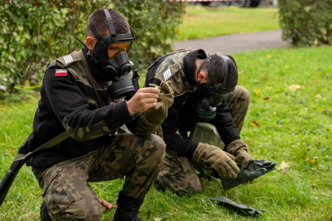 Zdjęcie nr 17 z galerii Trzy dni w koszarach, finał na Wawelu. Za nami XIV Og&oacute;lnopolski Turniej Klas o Profilu Mundurowym - II