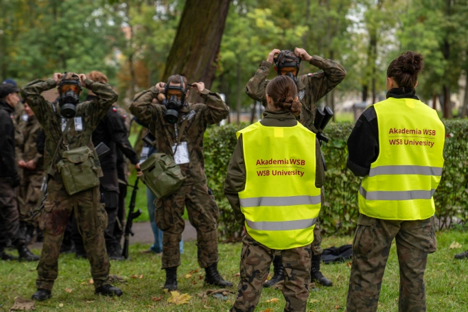 Zdjęcie nr 10 z galerii Trzy dni w koszarach, finał na Wawelu. Za nami XIV Og&oacute;lnopolski Turniej Klas o Profilu Mundurowym - II