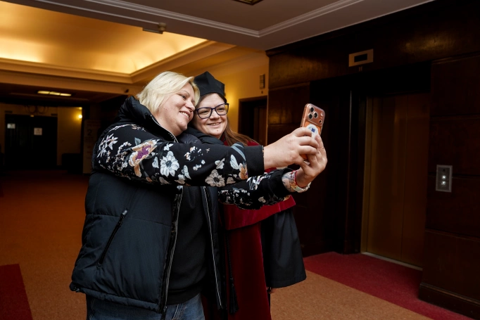 Zdjęcie nr 6 z galerii Gaudeamus igitur. Uroczystość inauguracji roku akademickiego na stołecznym wydziale Akademii WSB