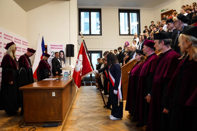 Zdjęcie nr 14 z galerii Gaudeamus igitur. Uroczystość inauguracji roku akademickiego na stołecznym wydziale Akademii WSB