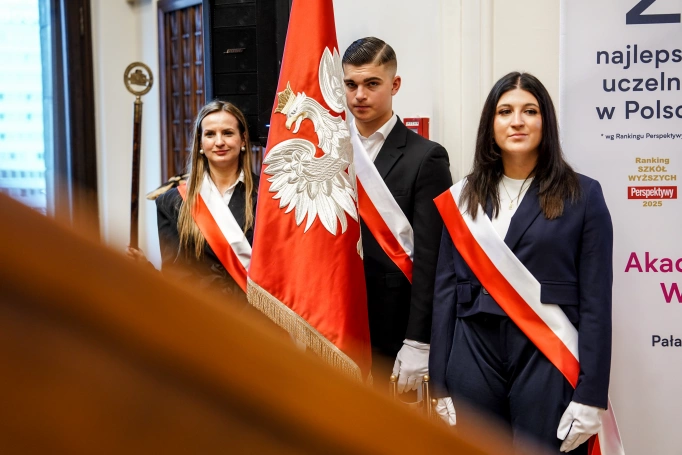Zdjęcie nr 24 z galerii Gaudeamus igitur. Uroczystość inauguracji roku akademickiego na stołecznym wydziale Akademii WSB