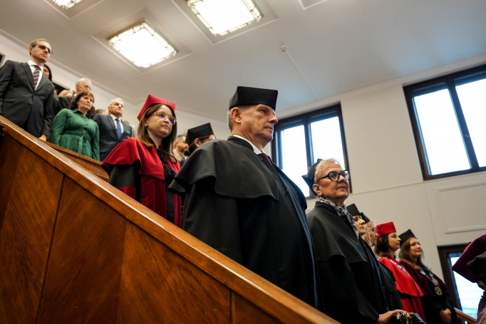 Zdjęcie nr 17 z galerii Gaudeamus igitur. Uroczystość inauguracji roku akademickiego na stołecznym wydziale Akademii WSB. Fotogaleria II