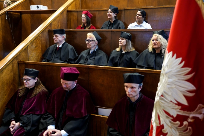 Zdjęcie nr 19 z galerii Gaudeamus igitur. Uroczystość inauguracji roku akademickiego na stołecznym wydziale Akademii WSB. Fotogaleria II