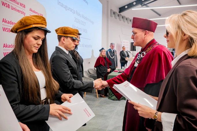 Zdjęcie nr 43 z galerii Uroczysta Inauguracja Roku Akademickiego 2026/2027 w Akademii WSB w Jaworznie
