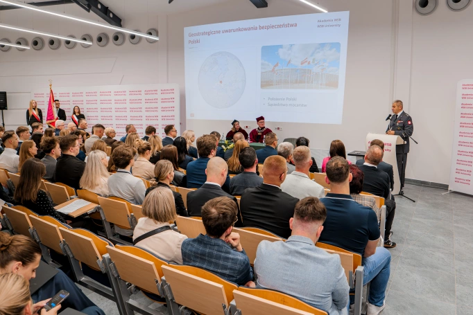 Zdjęcie nr 52 z galerii Uroczysta Inauguracja Roku Akademickiego 2026/2027 w Akademii WSB w Jaworznie
