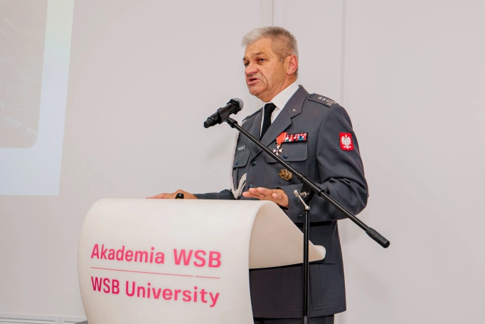 Zdjęcie nr 53 z galerii Uroczysta Inauguracja Roku Akademickiego 2026/2027 w Akademii WSB w Jaworznie