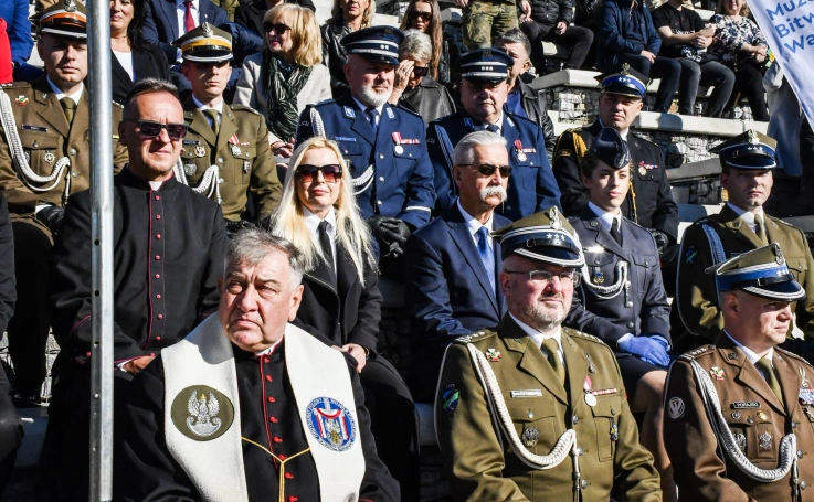 Zdjęcie nr 6 z galerii Uroczystość ślubowania w szkole partnerskiej Akademii WSB