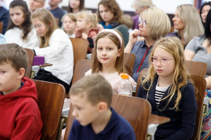 Zdjęcie nr 37 z galerii Inauguracja Cieszyńskiego Uniwersytetu Dziecięcego | Akademia WSB Cieszyn