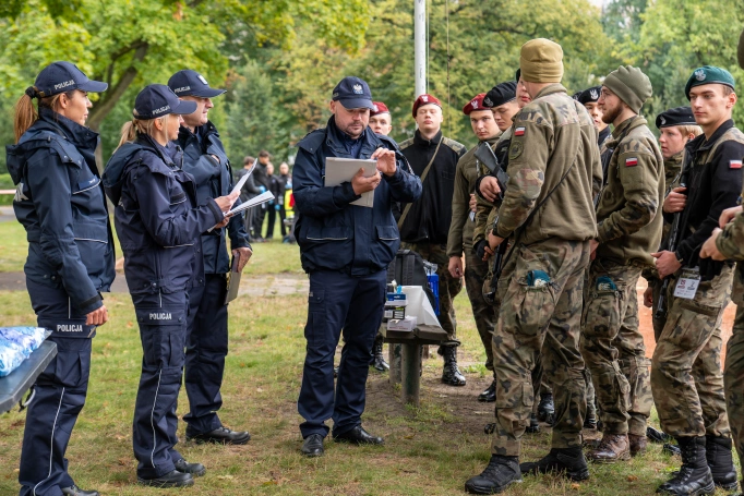 Zdjęcie nr 17 z galerii Three Days in the Barracks, a Finale at Wawel. The 14th National Tournament for Uniformed-Service Classes Has Concluded 2 