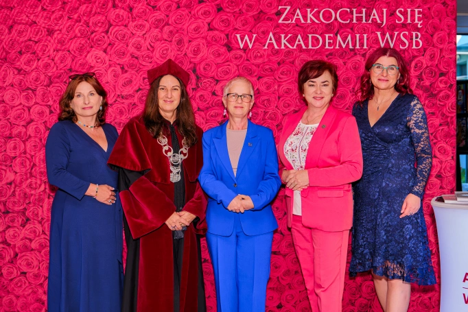Zdjęcie nr 16 z galerii Olkusz Returns to the Academic Rhythm. WSB University Begins a New Academic Year