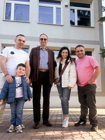 Zdjęcie nr 1 z galerii Z Azerbejdżanu do Polski na studia całą rodziną 