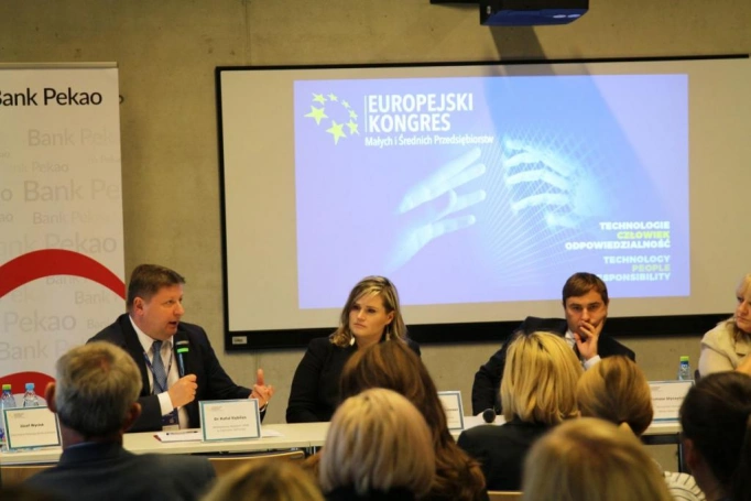 Zdjęcie nr 11 z galerii Europejski Kongres Małych i Średnich Przedsiębiorstw z udziałem ekspertów Akademii WSB