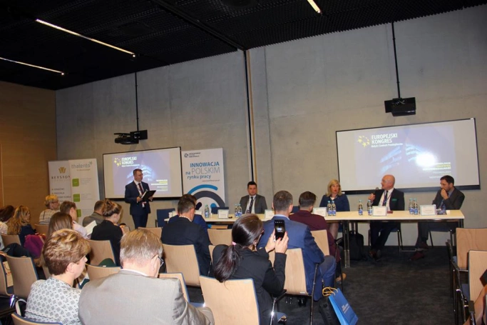 Zdjęcie nr 9 z galerii Europejski Kongres Małych i Średnich Przedsiębiorstw z udziałem ekspertów Akademii WSB