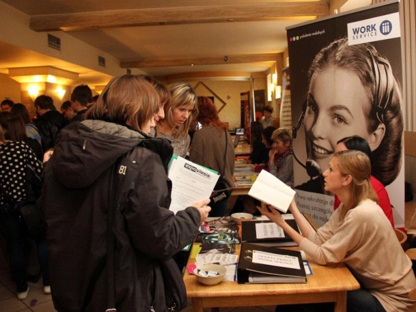 Zdjęcie nr 9 z galerii VI Targi Pracy i Praktyk Studenckich