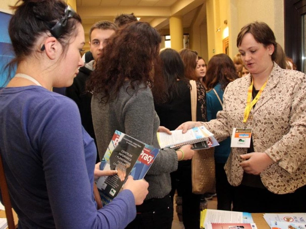 Zdjęcie nr 27 z galerii VI Targi Pracy i Praktyk Studenckich
