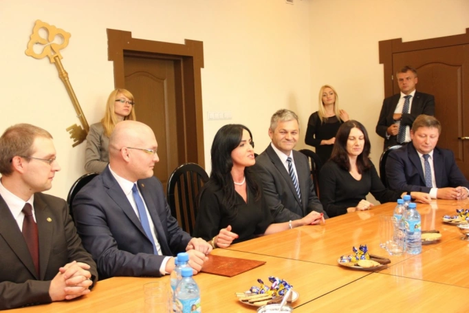 Zdjęcie nr 7 z galerii Pani Anna Komorowska, Pierwsza Dama RP z wizytą w WSB