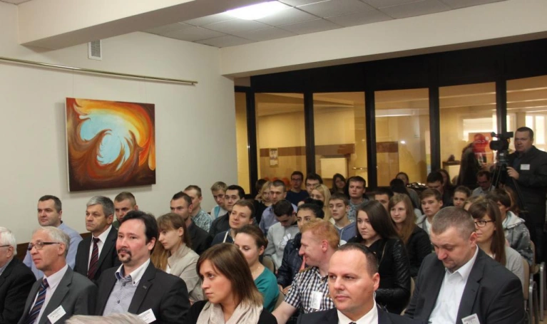 Zdjęcie nr 3 z galerii IX Międzynarodowa Konferencja Naukowa "Internet w Społeczeństwie Informacyjnym"  - podsumowanie