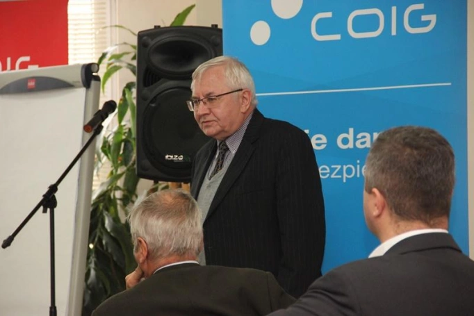 Zdjęcie nr 17 z galerii IX Międzynarodowa Konferencja Naukowa "Internet w Społeczeństwie Informacyjnym"  - podsumowanie