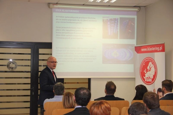 Zdjęcie nr 12 z galerii Poseł Bartłomiej Bodio wziął udział w inauguracji studiów podyplomowych Menedżer Klastra Executive MBA