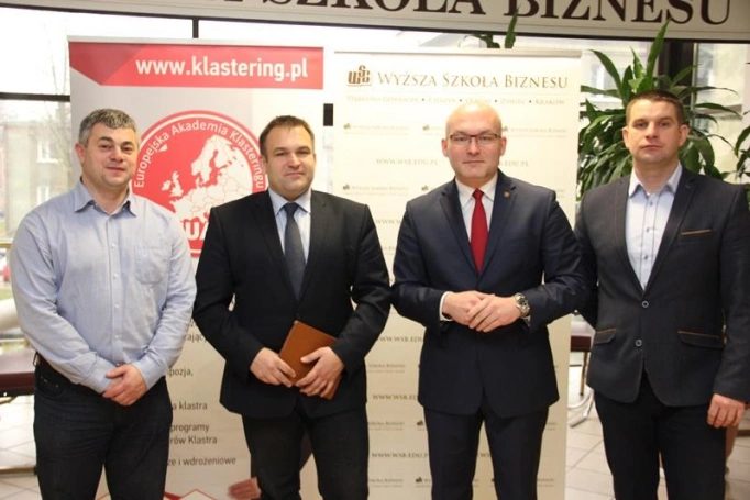 Zdjęcie nr 19 z galerii Poseł Bartłomiej Bodio wziął udział w inauguracji studiów podyplomowych Menedżer Klastra Executive MBA