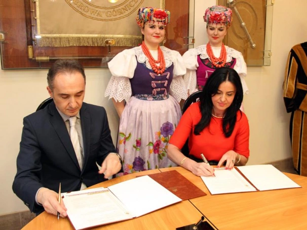 Zdjęcie nr 1 z galerii Zespół Pieśni i Tańca "Śląsk" w gronie partnerów WSB