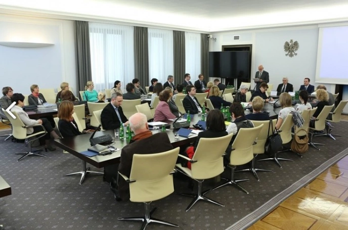 Zdjęcie nr 6 z galerii Wyższa Szkoła Biznesu w Dąbrowie Górniczej współzałożycielem ogólnopolskiego Stowarzyszenia Uniwersytetów Dziecięcych