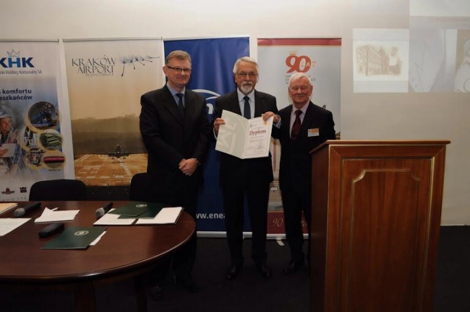 Zdjęcie nr 9 z galerii Konferencja Naukowa „Współczesne oblicza i dylematy restrukturyzacji”