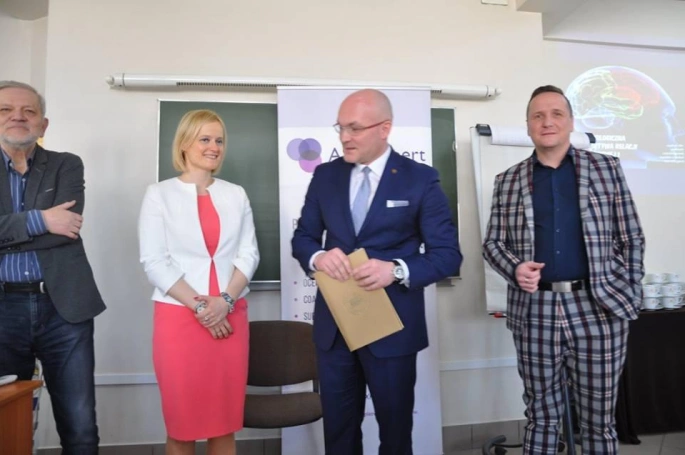 Zdjęcie nr 7 z galerii XI Forum Coachingu i Superwizji - Neurobiologiczna perspektywa relacji coachingowej i przywództwa 