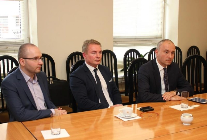 Zdjęcie nr 2 z galerii Porozumienie o współpracy z Fundacją na Rzecz Innowacyjności i Rozwoju Nauki - Innovatio