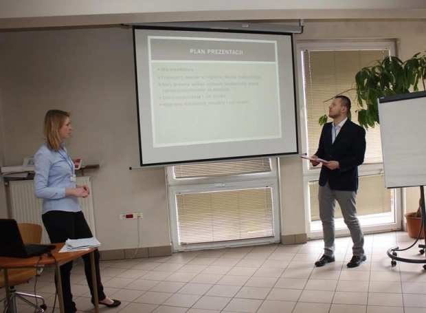 Zdjęcie nr 20 z galerii IV Studencka Konferencja Logistyczna "StuKol"