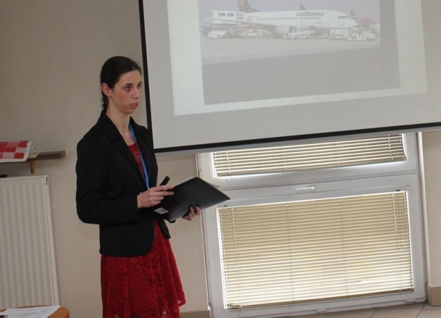 Zdjęcie nr 22 z galerii IV Studencka Konferencja Logistyczna "StuKol"
