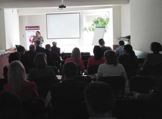Zdjęcie nr 3 z galerii III Ogólnopolska Konferencja Logistyczna „Aspekty Logistyczne w Biznesie”