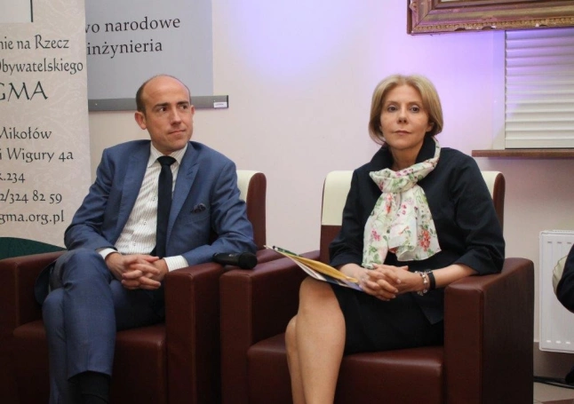 Zdjęcie nr 10 z galerii Rola współpracy sektora publicznego i niepublicznego w rozwoju systemu bezpłatnego poradnictwa prawnego