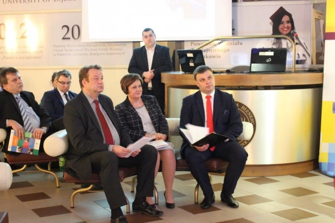 Zdjęcie nr 35 z galerii Rola współpracy sektora publicznego i niepublicznego w rozwoju systemu bezpłatnego poradnictwa prawnego
