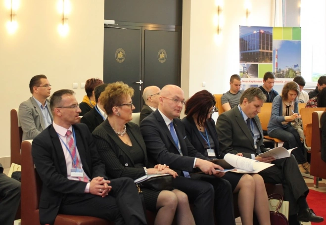 Zdjęcie nr 14 z galerii Międzynarodowa Konferencja "Innowacje i Przedsiębiorczość. Teoria i Praktyka"
