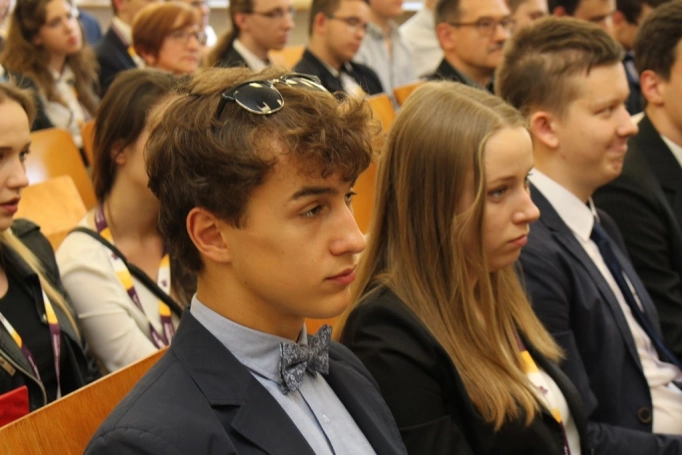 Zdjęcie nr 45 z galerii Po oksfordzku w Wyższej Szkole Biznesu w Dąbrowie Górniczej