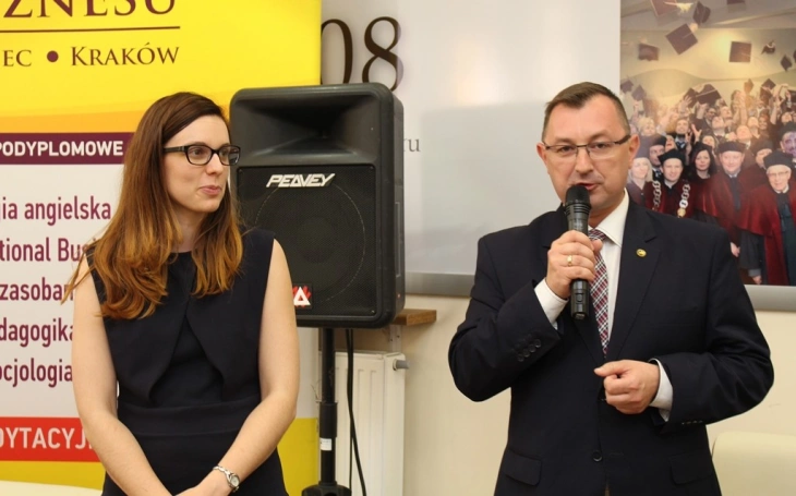 Zdjęcie nr 46 z galerii Po oksfordzku w Wyższej Szkole Biznesu w Dąbrowie Górniczej