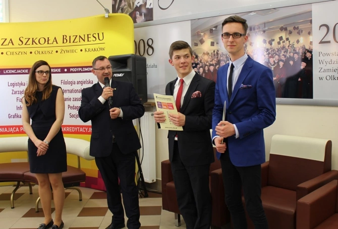 Zdjęcie nr 47 z galerii Po oksfordzku w Wyższej Szkole Biznesu w Dąbrowie Górniczej