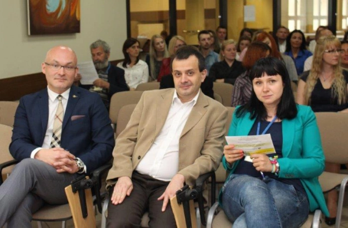 Zdjęcie nr 2 z galerii Studencka Konferencja Naukowa „Ludzie i instytucje wobec zagrożeń współczesnego świata”