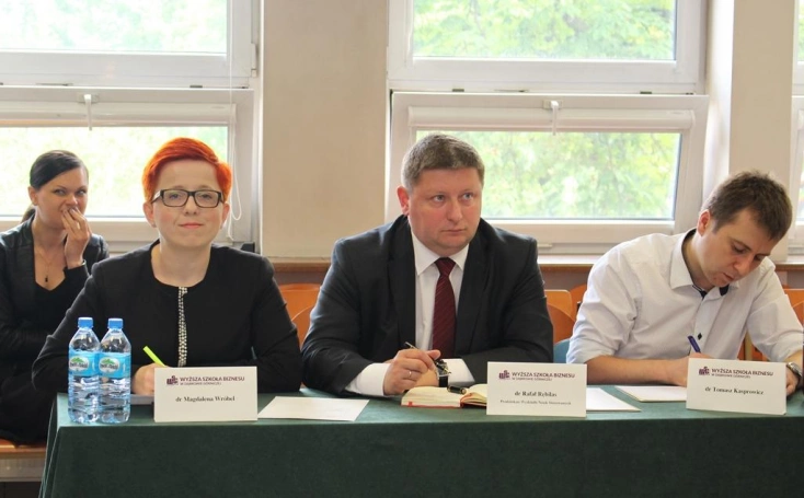 Zdjęcie nr 46 z galerii Finał I Otwartego Turnieju Debat Oksfordzkich. "Złoty Argument 2016" w rękach "Staszica"