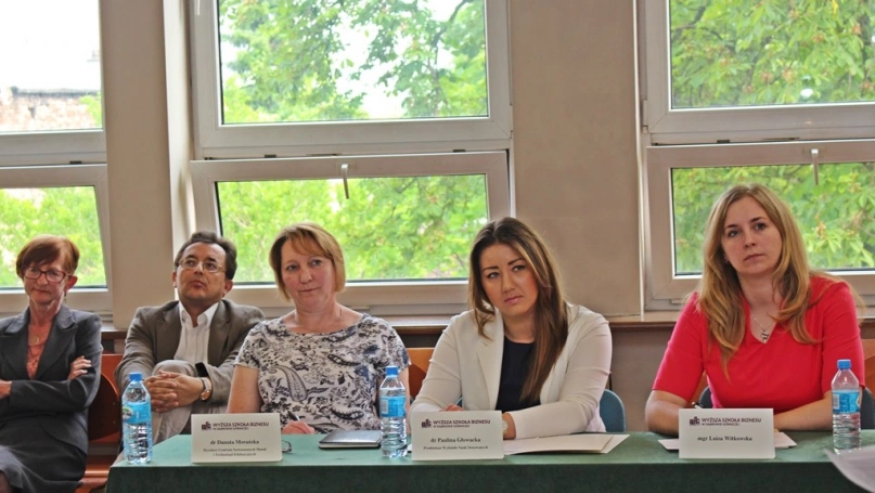 Zdjęcie nr 26 z galerii Finał I Otwartego Turnieju Debat Oksfordzkich. "Złoty Argument 2016" w rękach "Staszica"