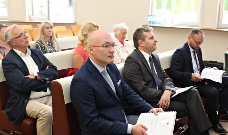 Zdjęcie nr 7 z galerii Publiczna obrona pracy doktorskiej mgr Magdaleny Kot-Radojewskiej