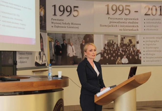 Zdjęcie nr 2 z galerii Publiczna obrona pracy doktorskiej mgr Magdaleny Kot-Radojewskiej