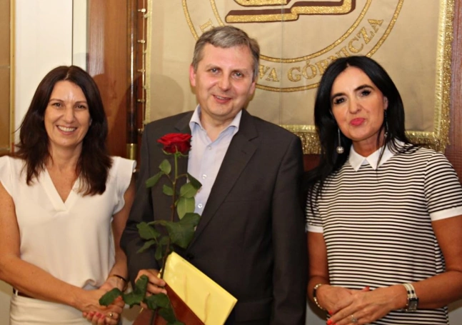 Zdjęcie nr 2 z galerii Pan Profesor Włodzimierz Sroka wyróżniony przez JM Rektor